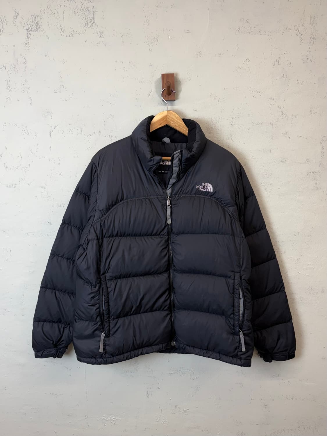 노스페이스 700 눕시 블랙 패딩 상품이미지1