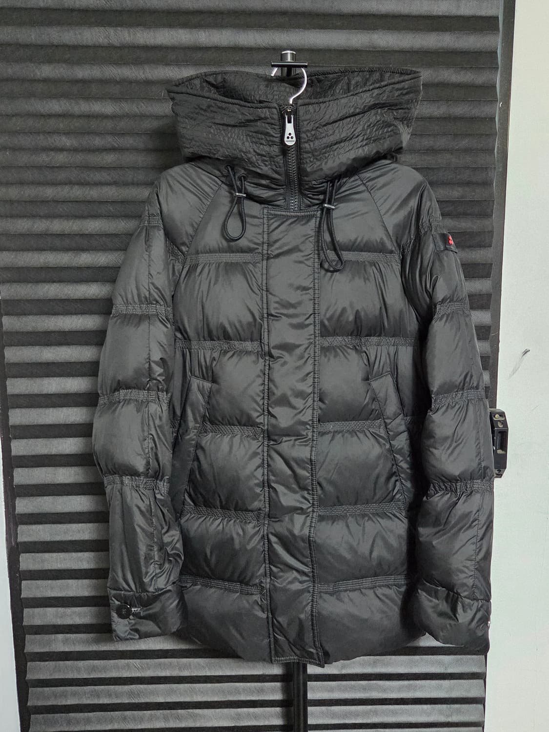 [페트레이] 구스다운 패딩자켓 판매합니다. 상품이미지1