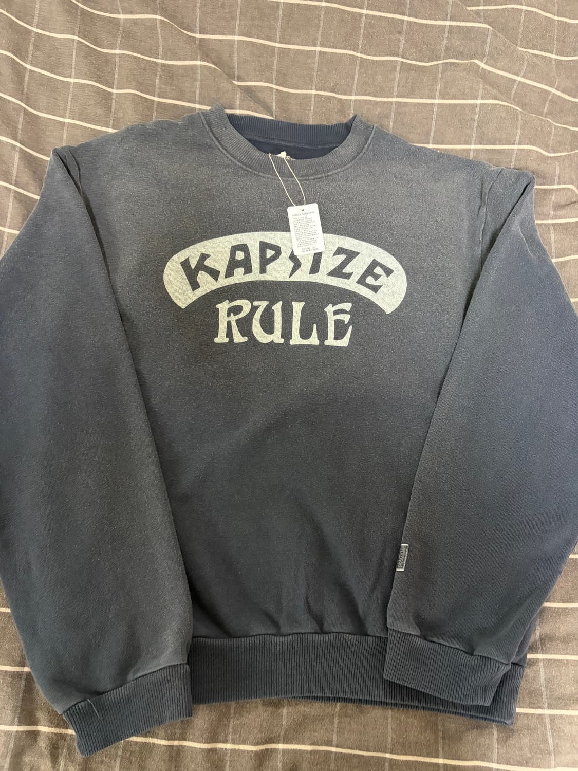 [4] 캐피탈 캡사이즈룰 pt 플리스 스웻 블랙 상품이미지1