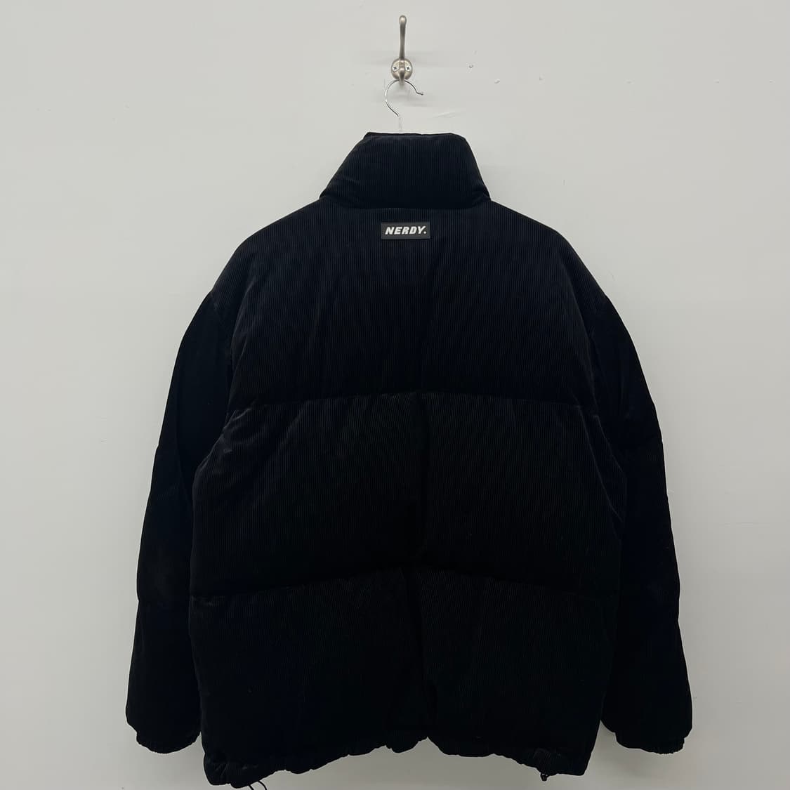 널디 코듀로이 다운 패딩 블랙 남L 상품이미지6