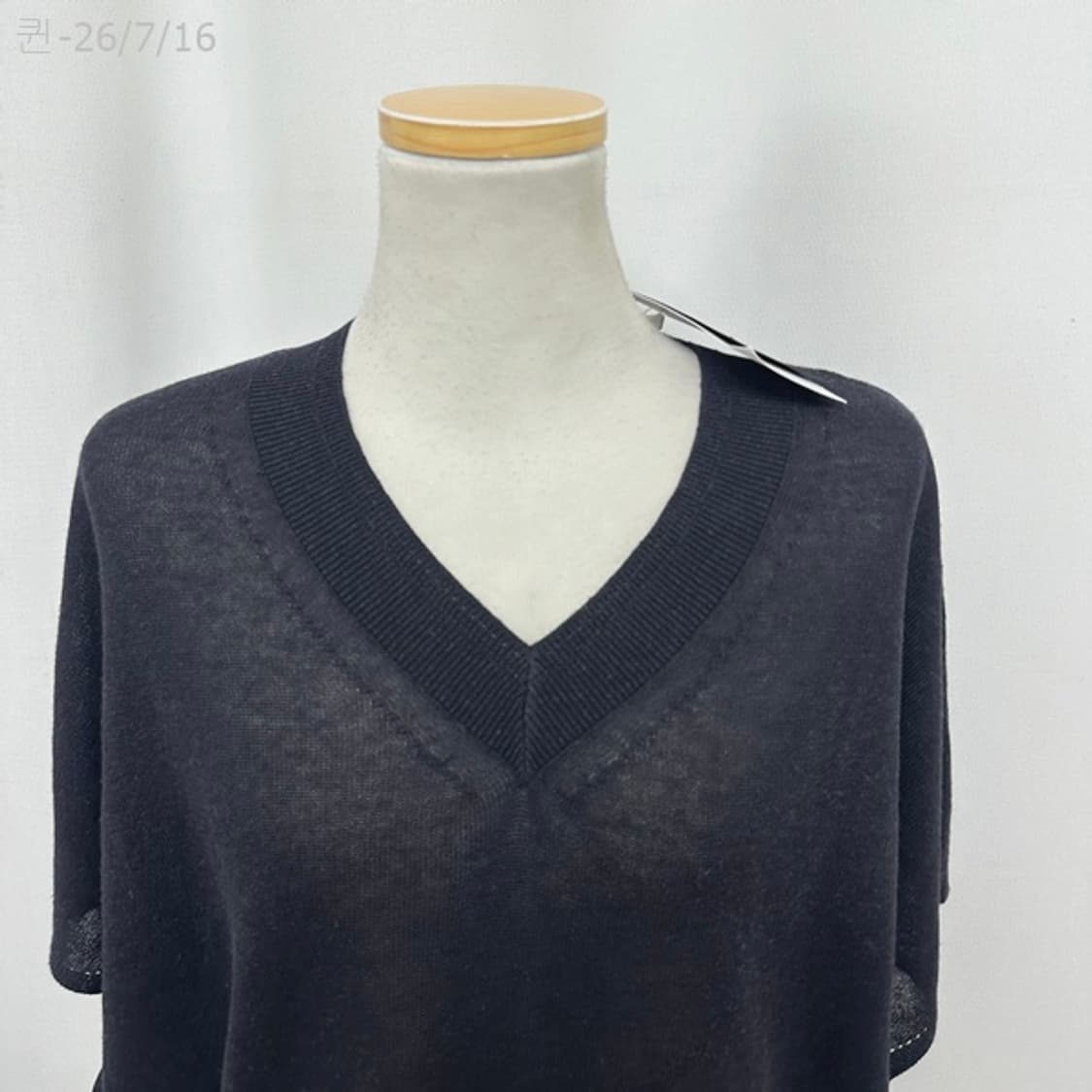 더엣지 여자 얇은 니트조끼 66 (미착용새제품) 상품이미지2