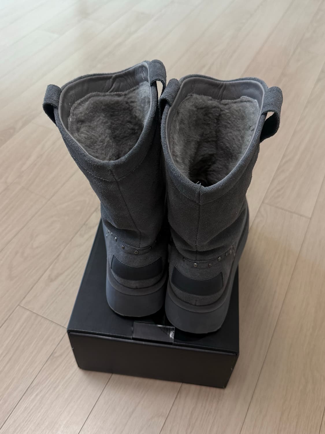 오도어 이크닉 어그부츠 상품이미지3