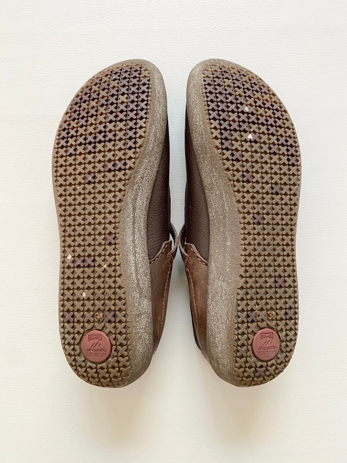 [캠퍼] 정품 헬레나 메리제인 펌프스 38(240~245) 상품이미지2