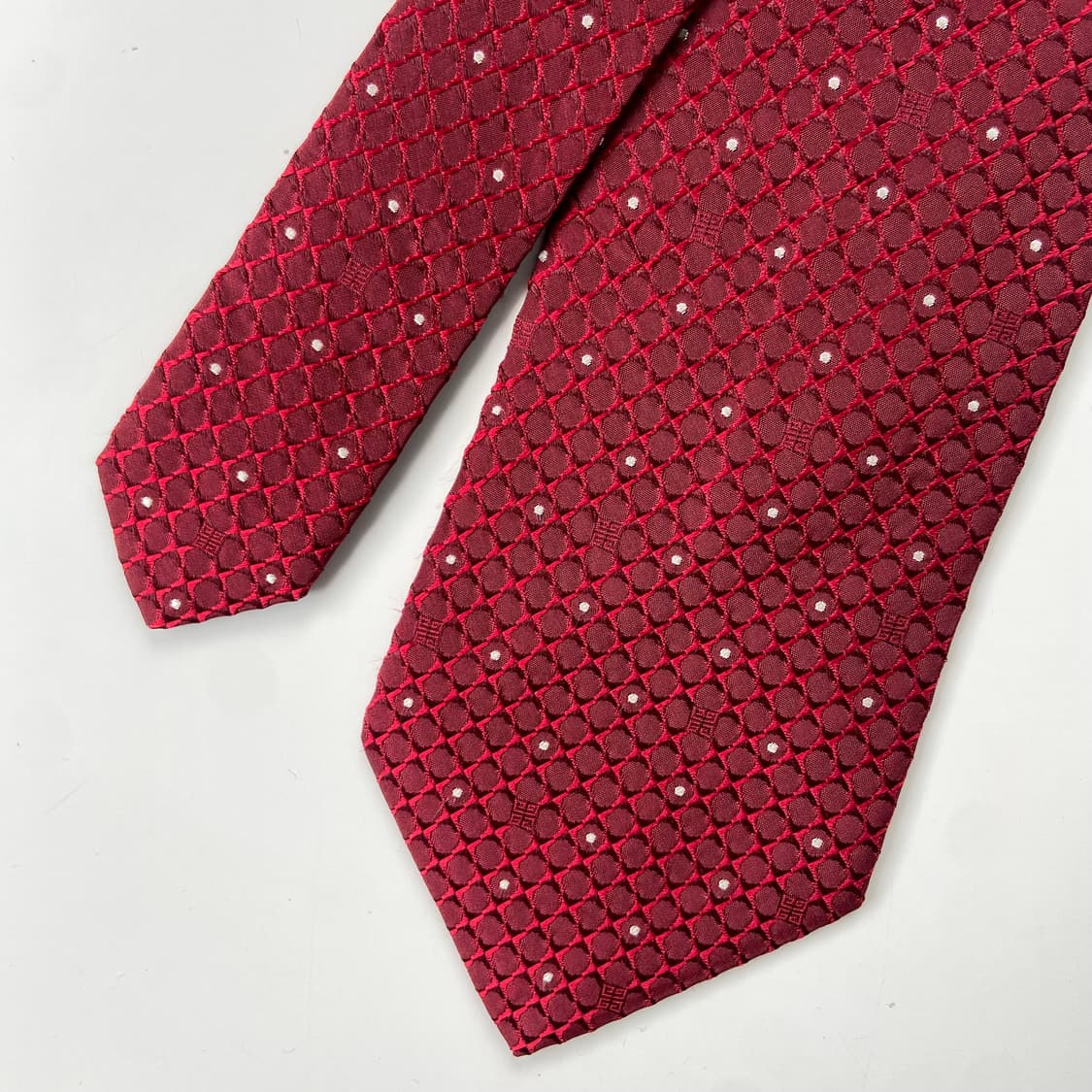 지방시 신형라벨 모노그램 정품 명품넥타이 (GIVENCHY)8.7cm 상품이미지1