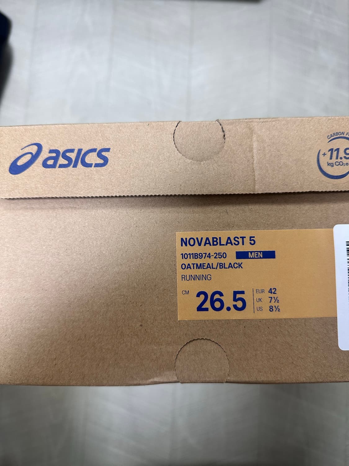 아식스 노바블라스트5 오트밀 265 새상품 판매합니다 상품이미지6