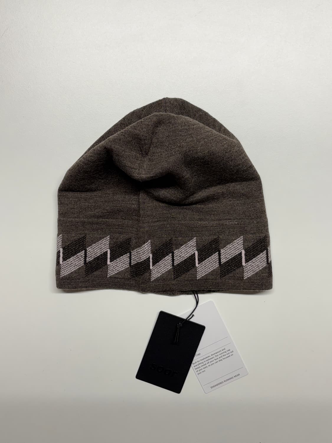 소어 러닝 자카드 패턴 메리노 실크 비니 상품이미지1