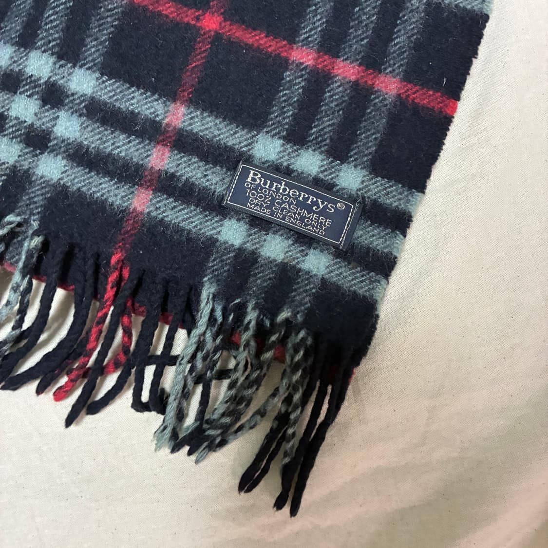정품 버버리 캐시미어 머플러 체크 상품이미지2
