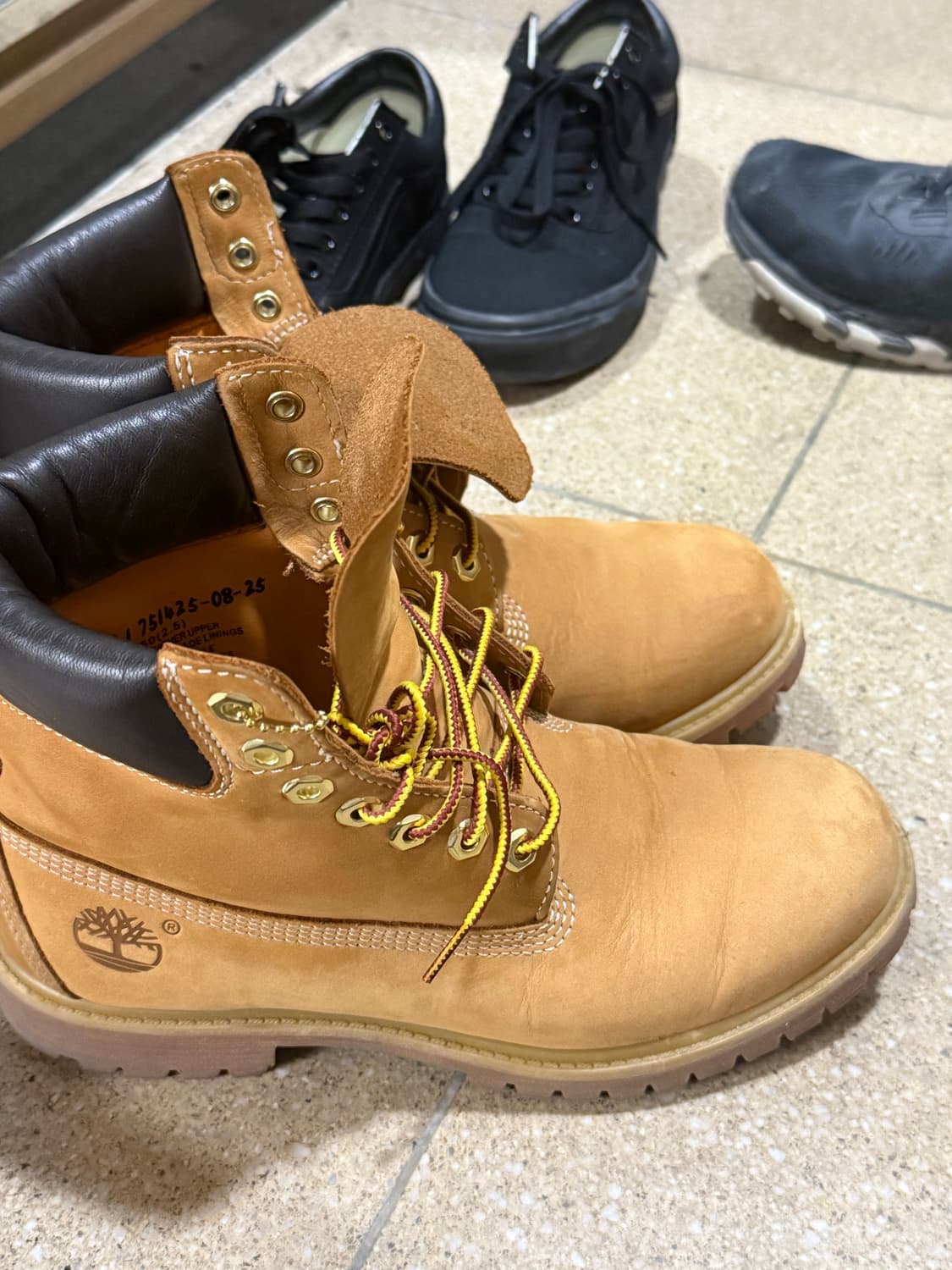 팀버랜드 6인치 부츠 상품이미지2