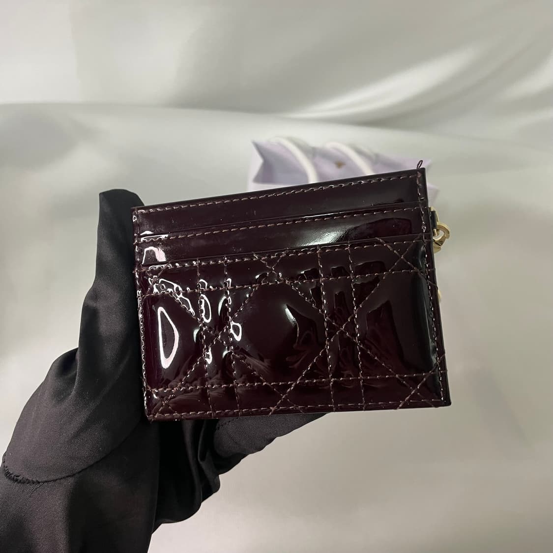 디올 레이디 페이던트 카드지갑 버건디 S급 상품이미지2
