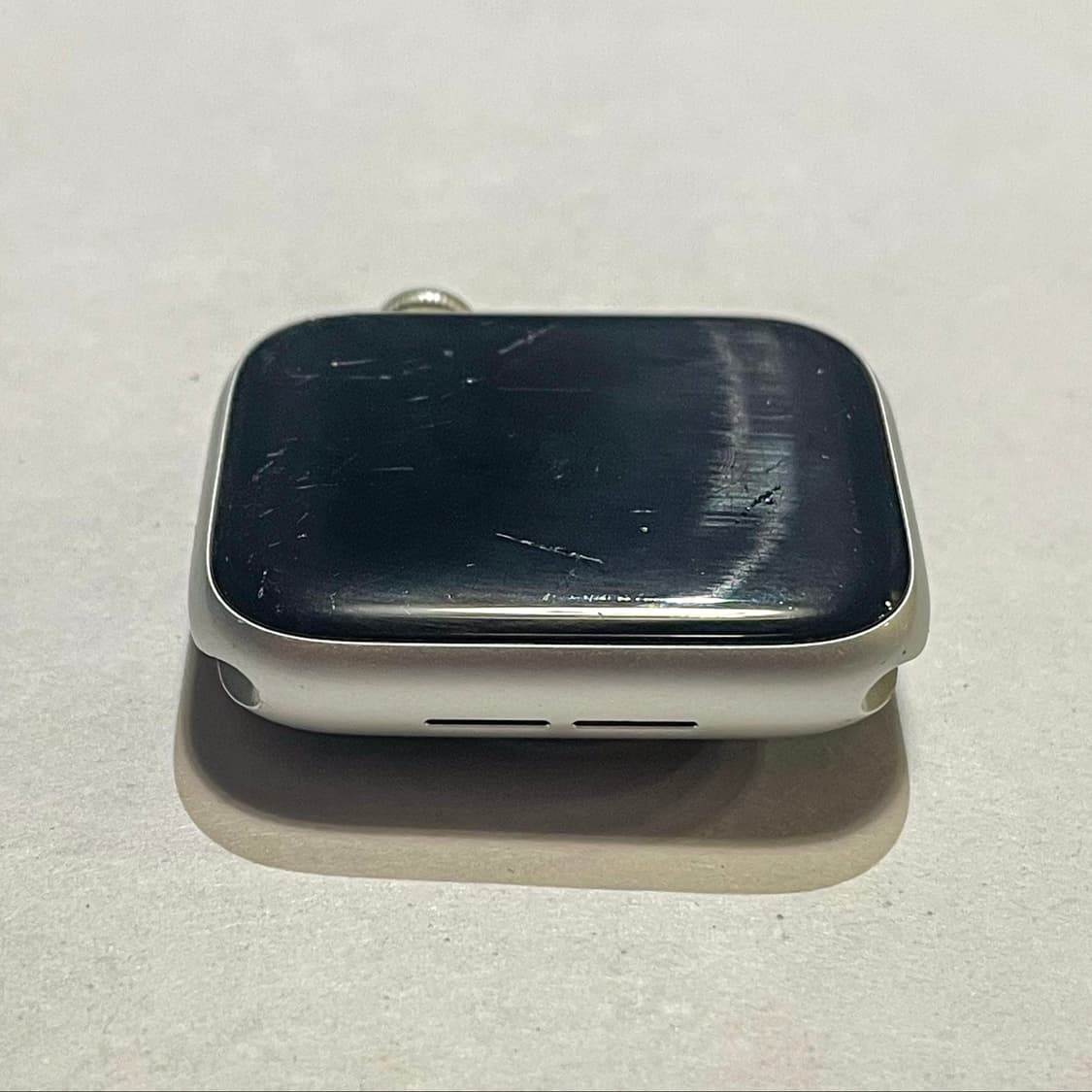 애플워치 4 셀룰러+GPS 44mm 실버 모델 A급 상품이미지5