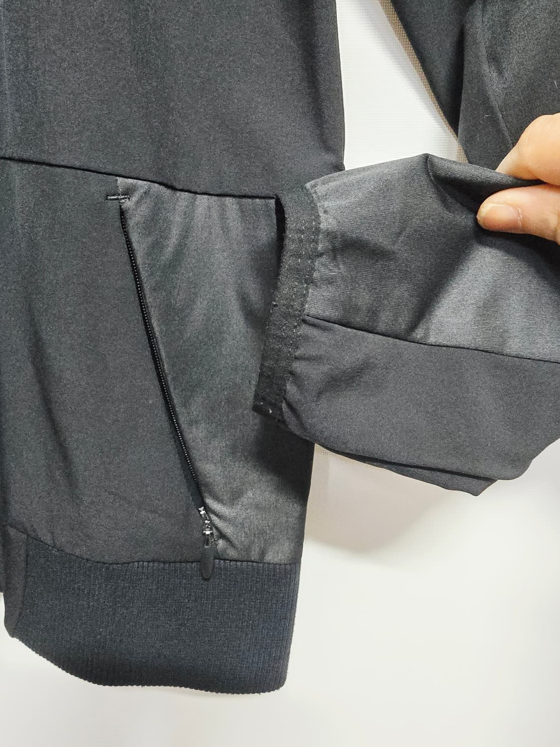 언더아머 블랙 바람막이 자켓 상품이미지4