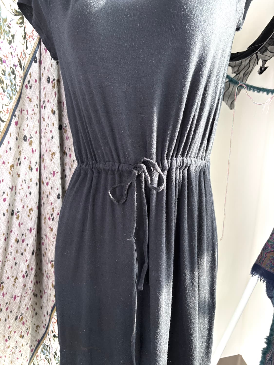 스트링 실루엣 원피스 상품이미지4