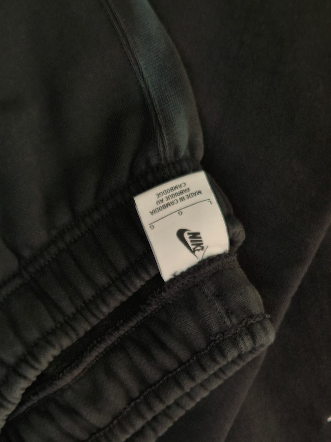 나이키 솔로 스우시 플리스 셋업 (크루티셔츠 오픈헴팬츠) 블랙 L 상품이미지6