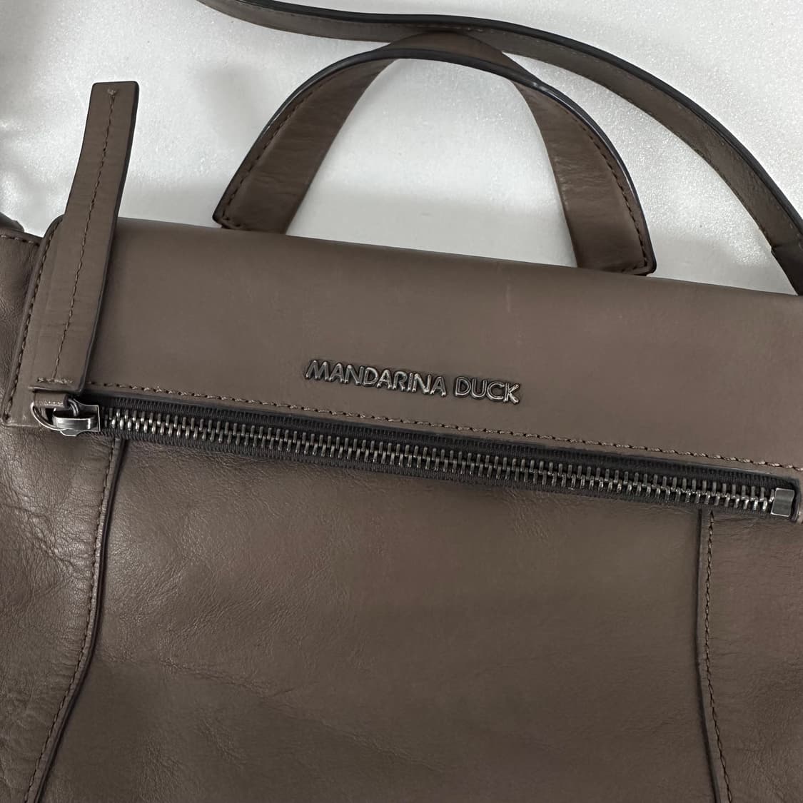 MANDARINA DUCK 만다리나덕 가죽 크로스백 상품이미지5