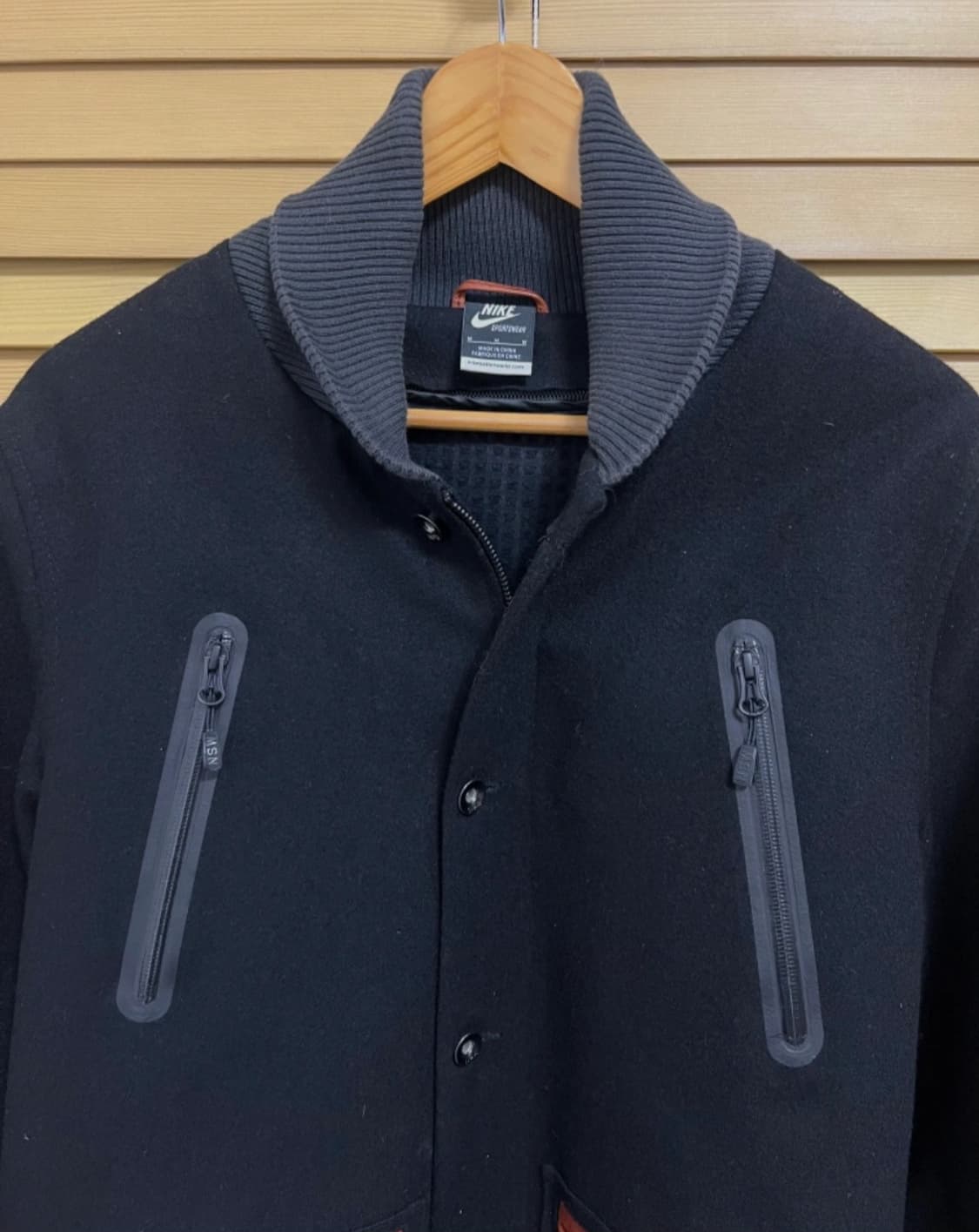 나이키 NSW 가죽트리밍블자켓
 상품이미지2