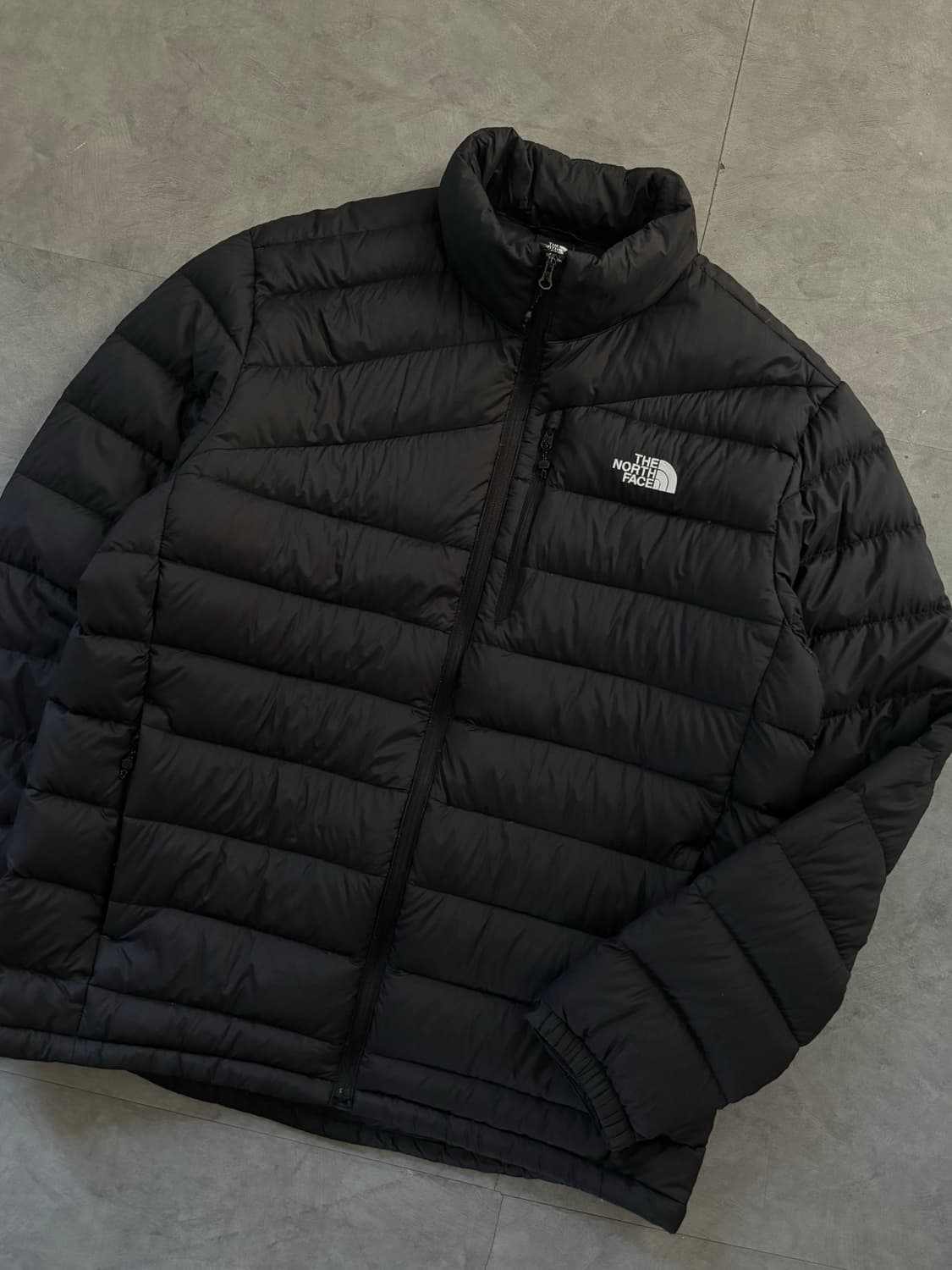 The North Face 노스페이스 블랙 경량 패딩 상품이미지1