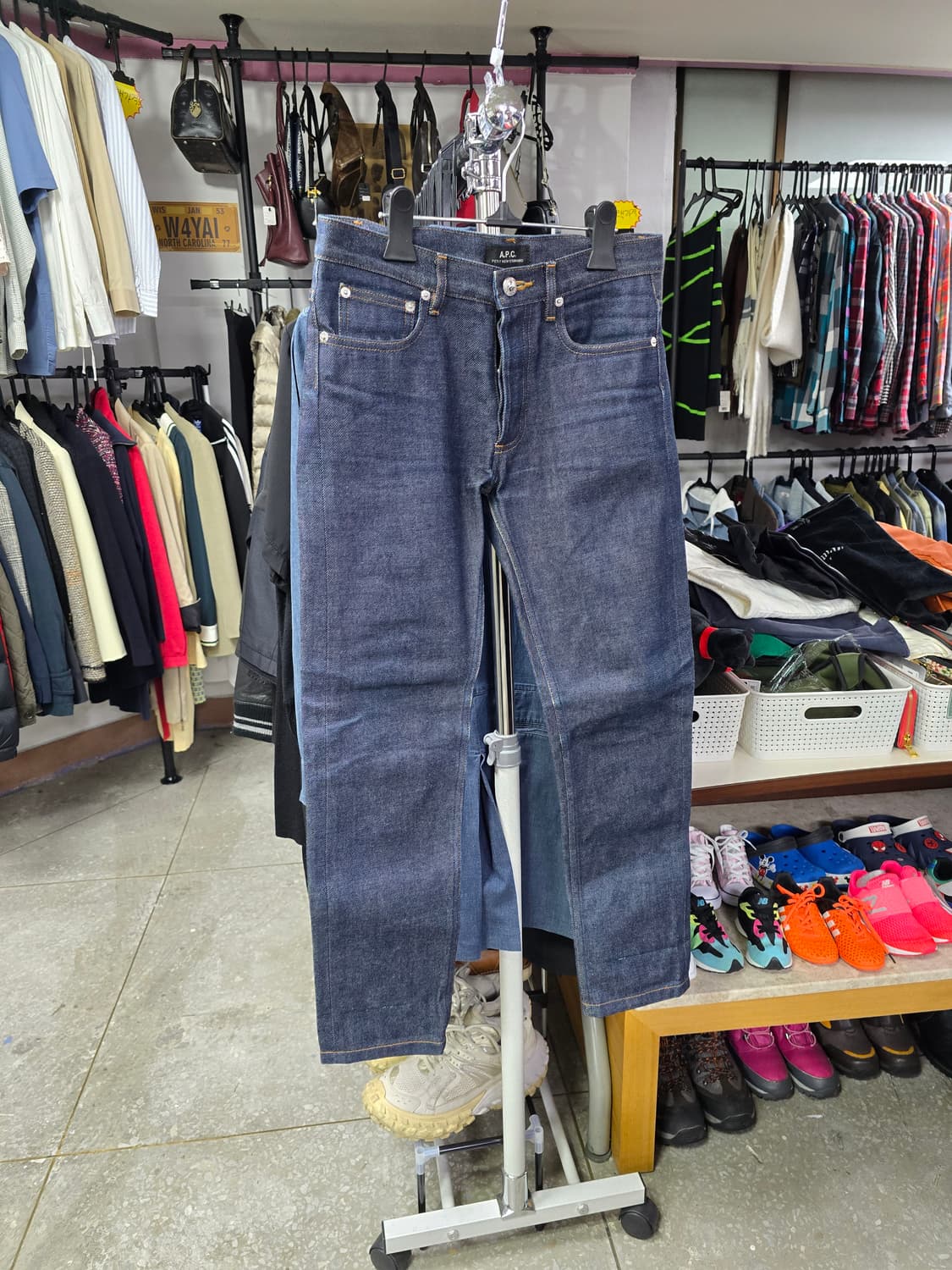 A.P.C. 생지 데님 팬츠 (1238) 상품이미지1