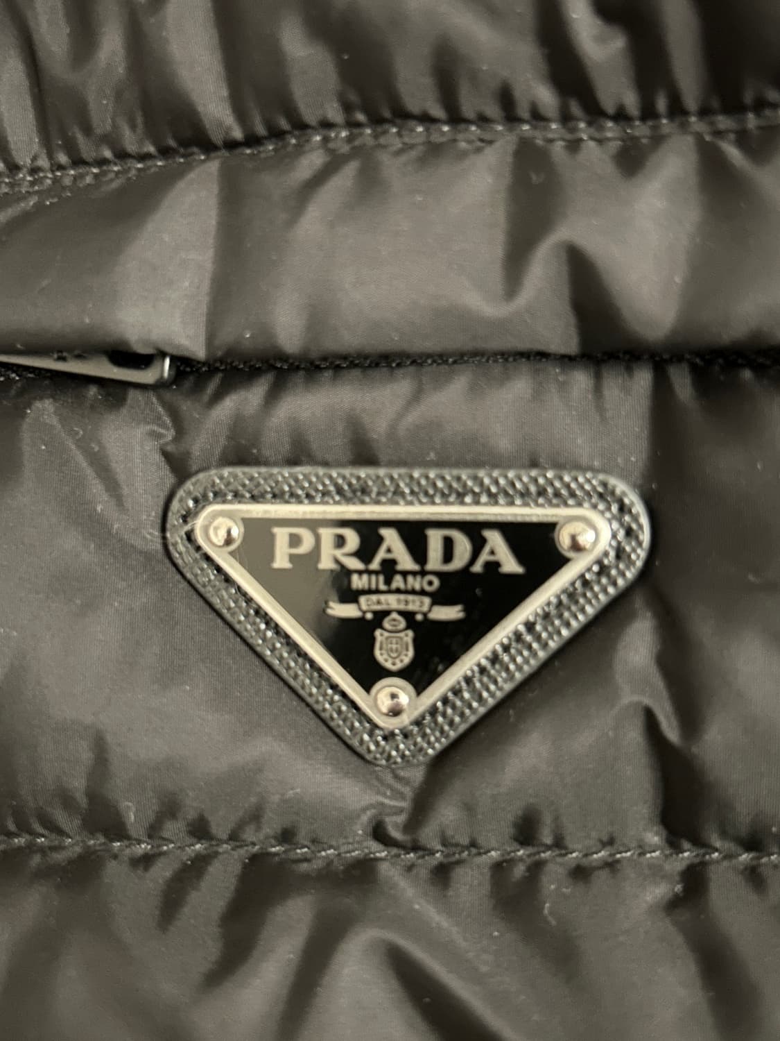 [48] 프라다 리나일론 패딩 블랙 상품이미지4