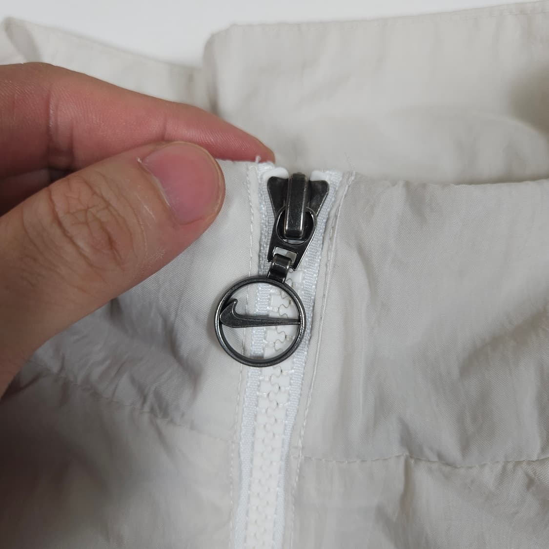 나이키 빅스우시 화이트 바람막이  상품이미지3