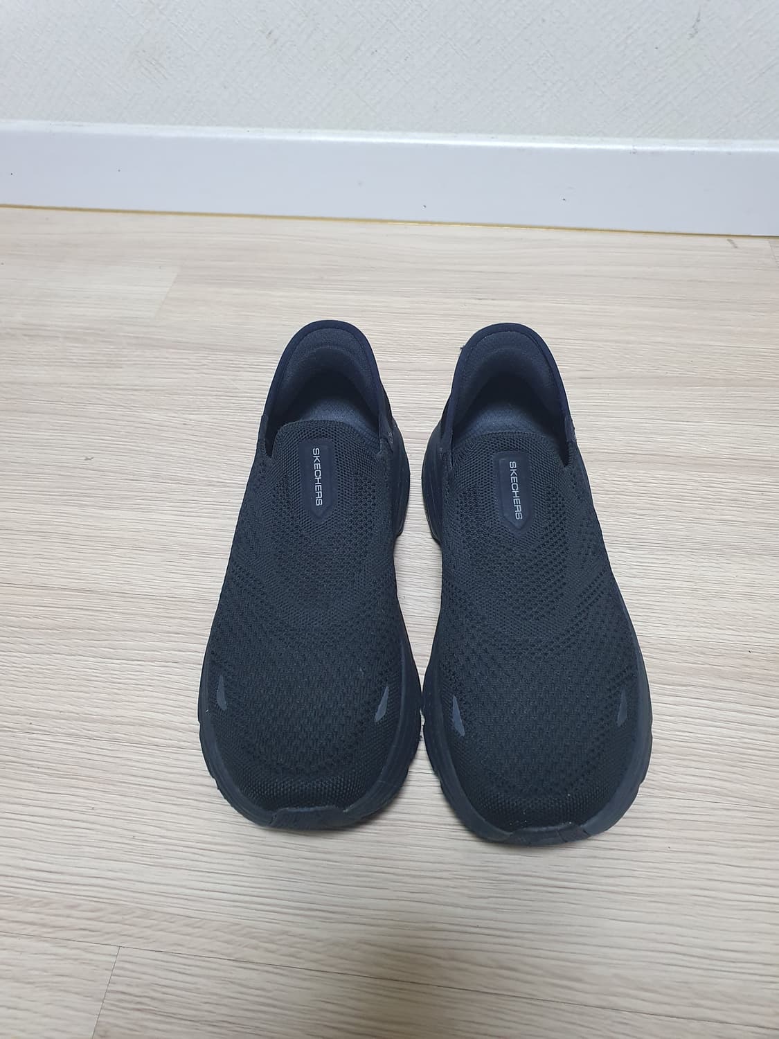 스케쳐스 맥스쿠셔닝 슬립온 265 상품이미지3