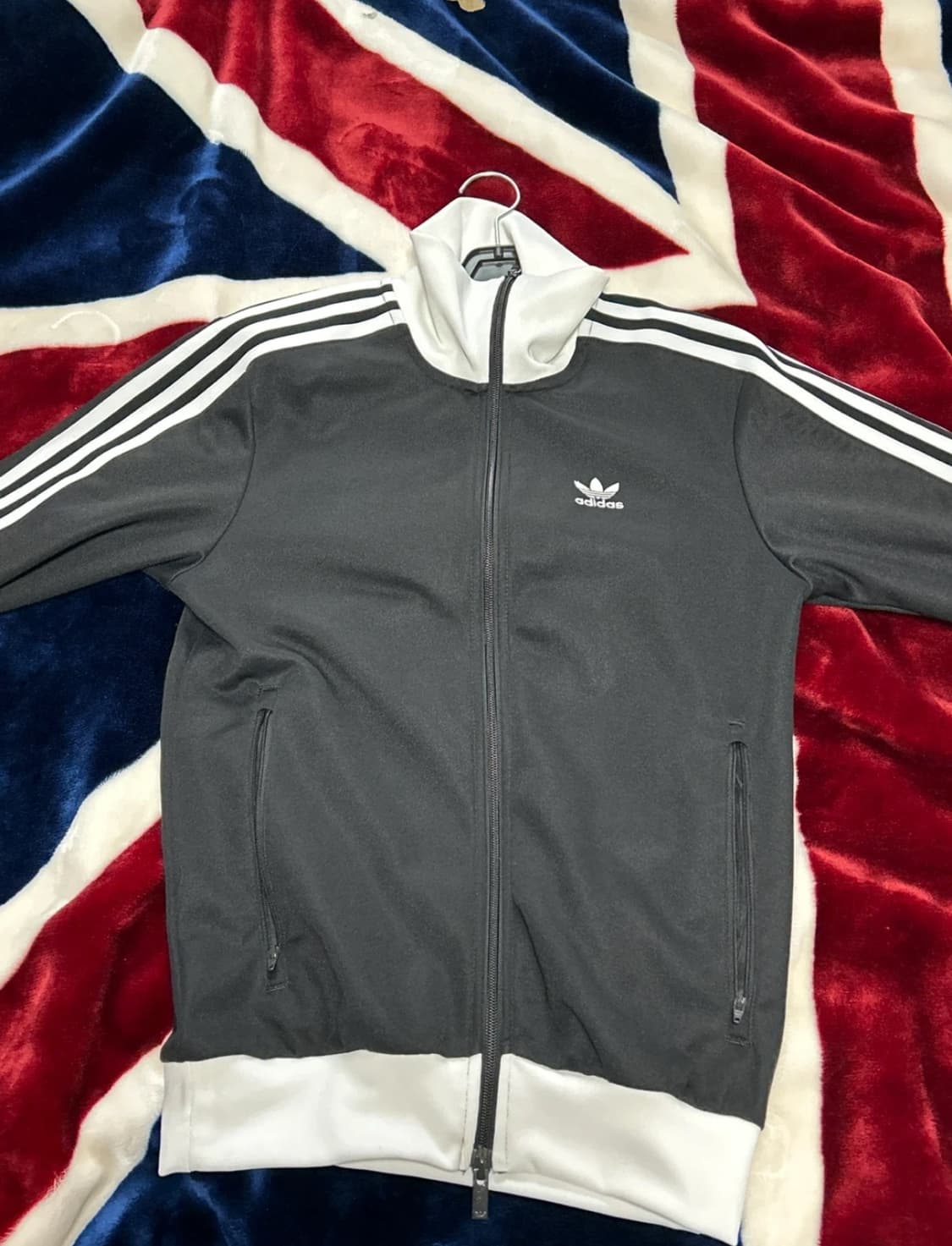 아디다스 블랙 트랙탑 상품이미지1