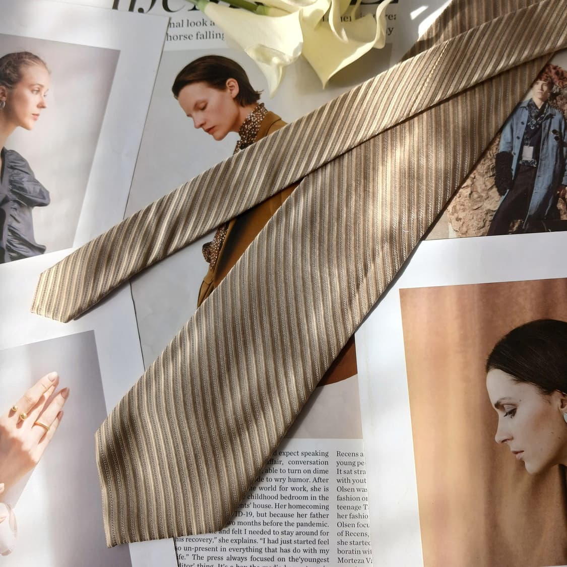 캘빈클라인 실크 골드 스트라이프 넥타이 9.5cm A+등급 A19687 상품이미지5