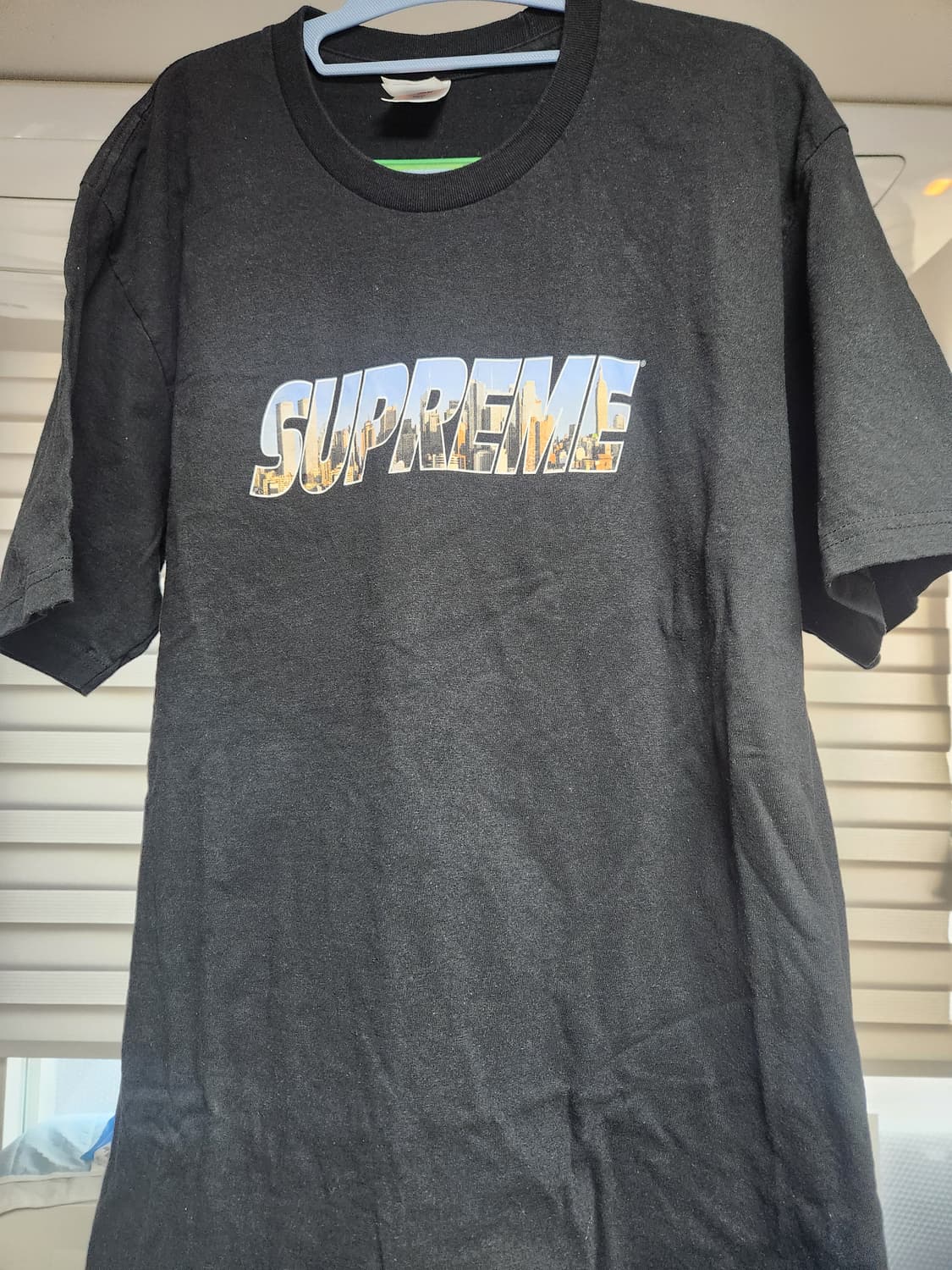 슈프림 고담 티셔츠 블랙 L SIZE 상품이미지1