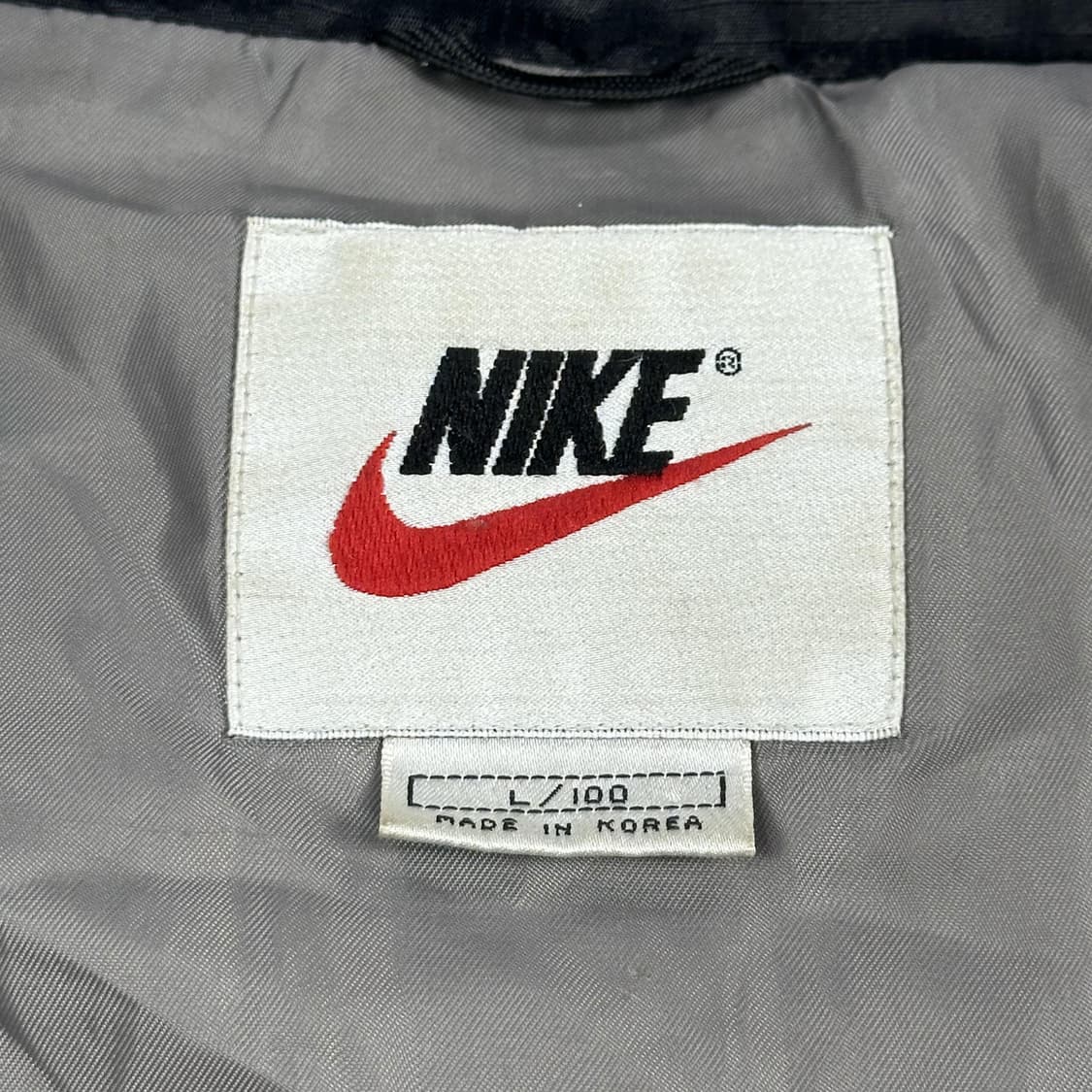 00s 나이키 올드스쿨 솔로 스우시 푸퍼 다운 패딩 블랙 L 상품이미지7