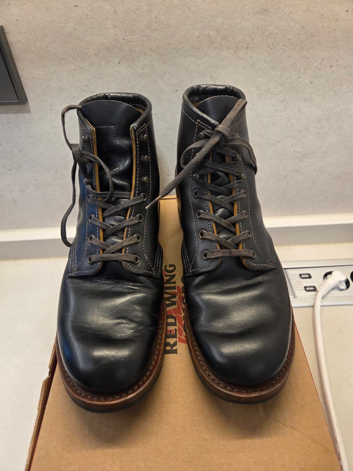 레드윙 9060 8.5D 상품이미지1