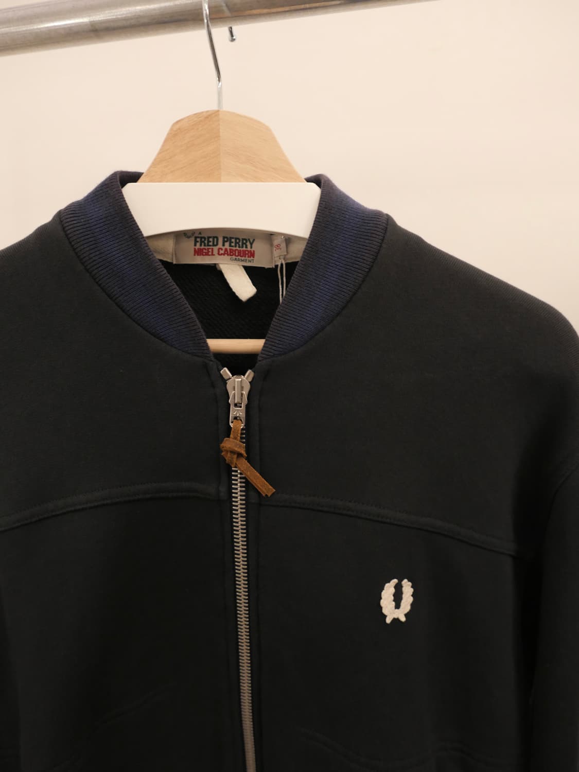 나이젤 카본 x 프레드페리 블루종 상품이미지2