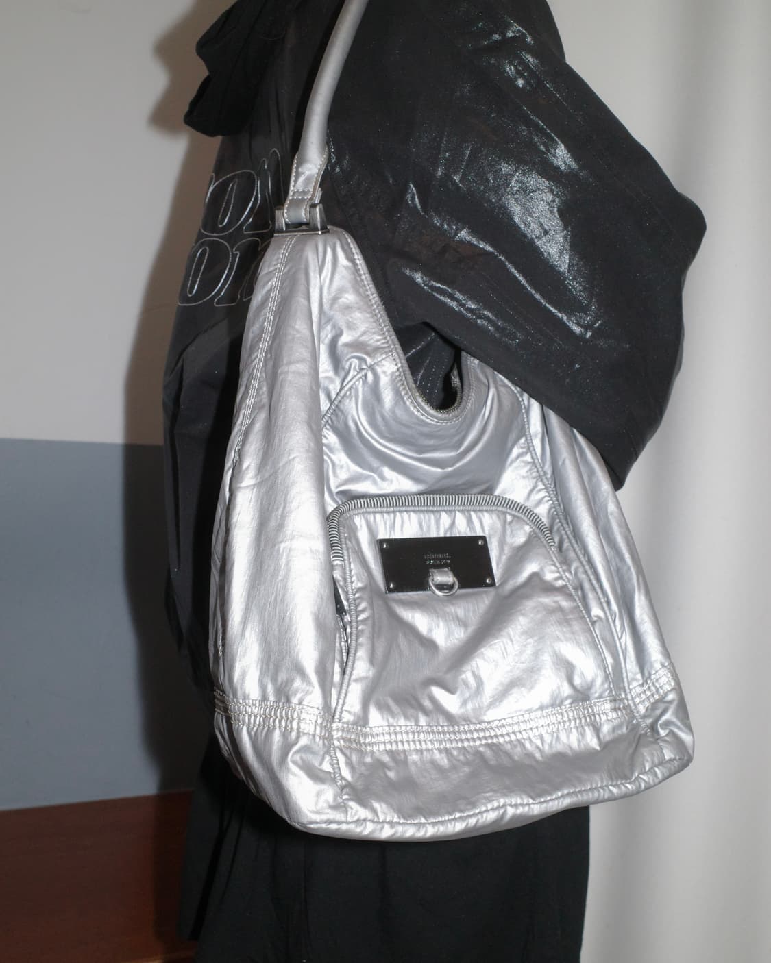 디젤 메탈릭 나일론 백 상품이미지1