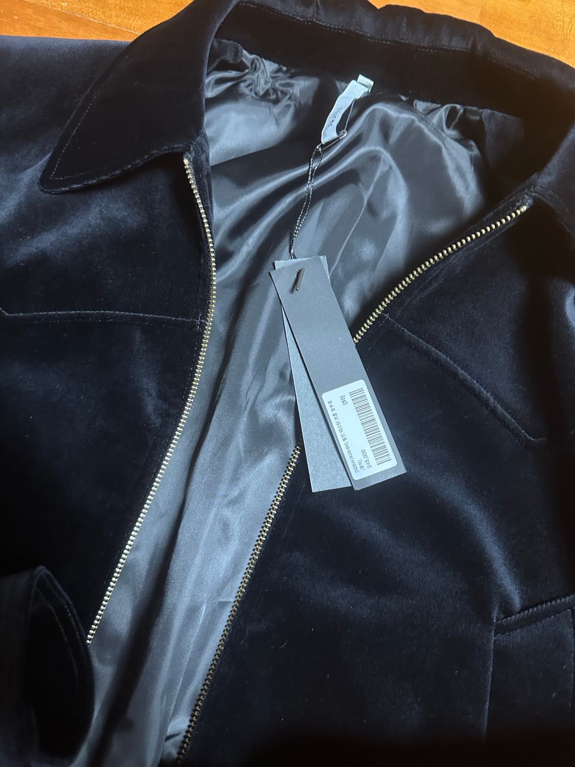  노이어 벨벳 웨스턴 크롭 블루종 (네이비) 상품이미지4