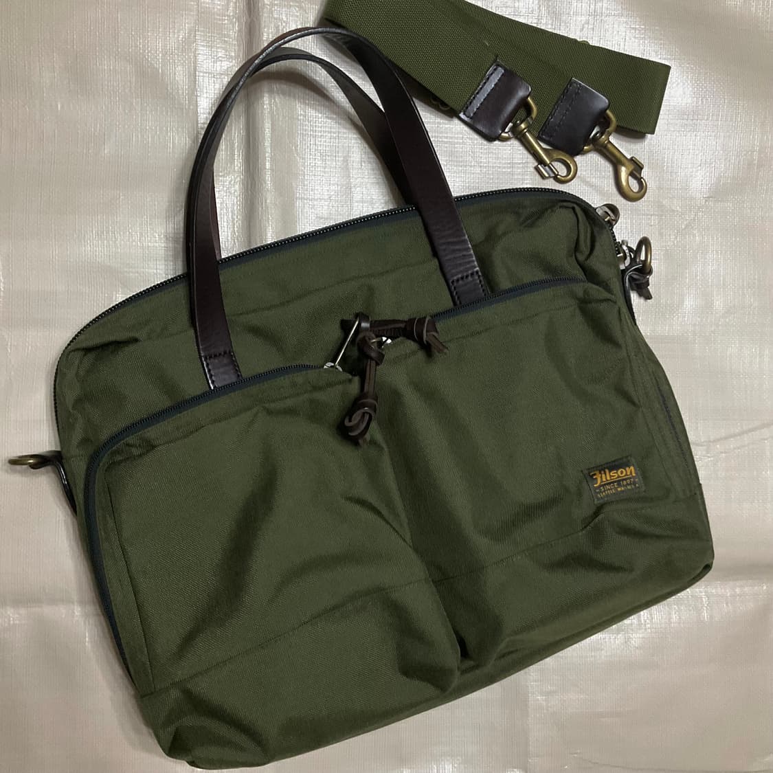 필슨 878 드라이든 브리프케이스 오터그린 상품이미지1