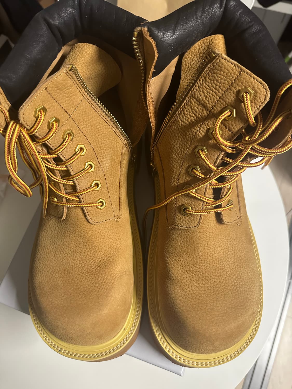 쏘유레슈어 벨루가 290 상품이미지1