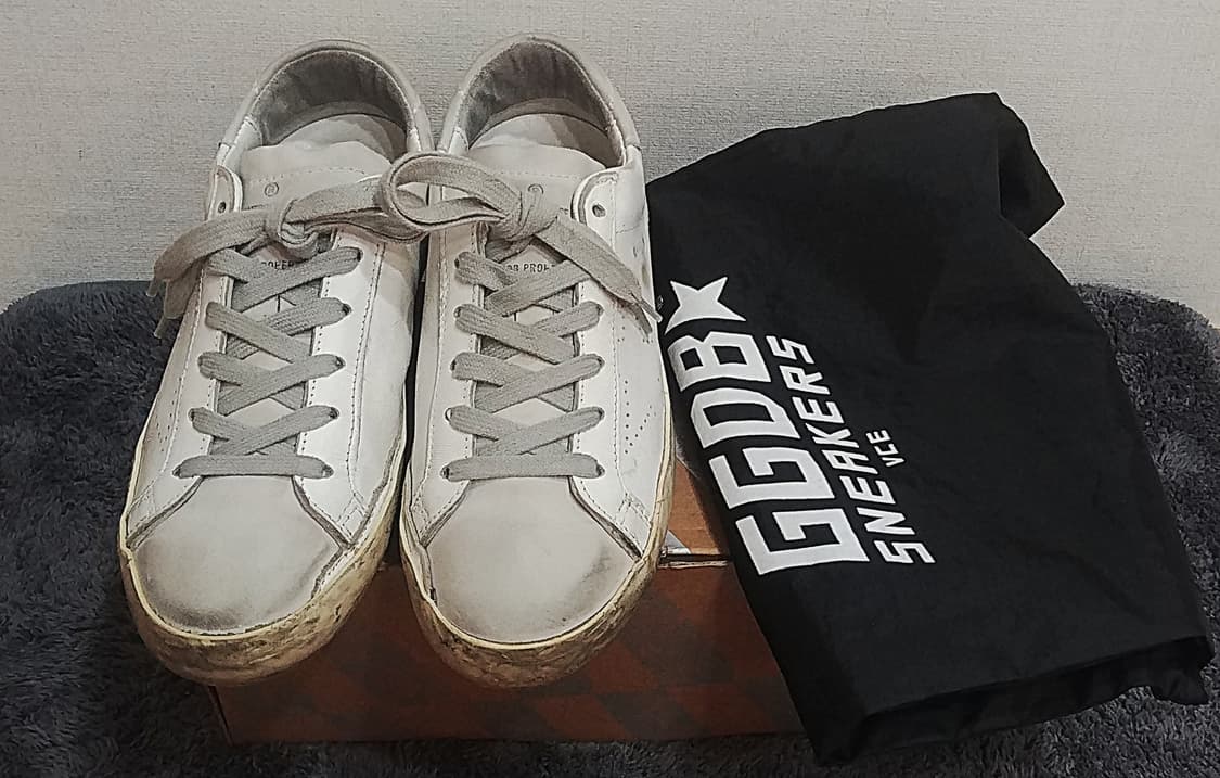 골든구스 슈퍼스타 화이트스케이트 펀칭스타 로우탑  37사이즈 상품이미지1