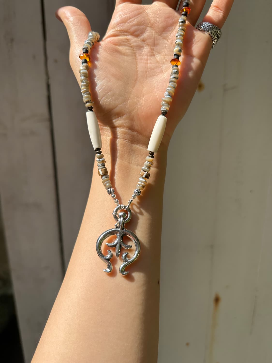 Naja 925Silver Pendant Cow Horn & Shell 상품이미지1