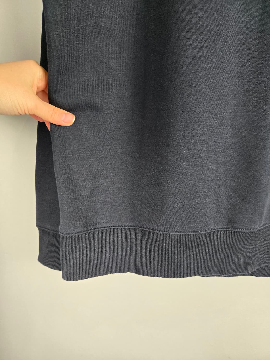 [무료배송]CK 캘빈클라인 XL 남성 퍼포먼스 맨투맨 네이비 상품이미지5