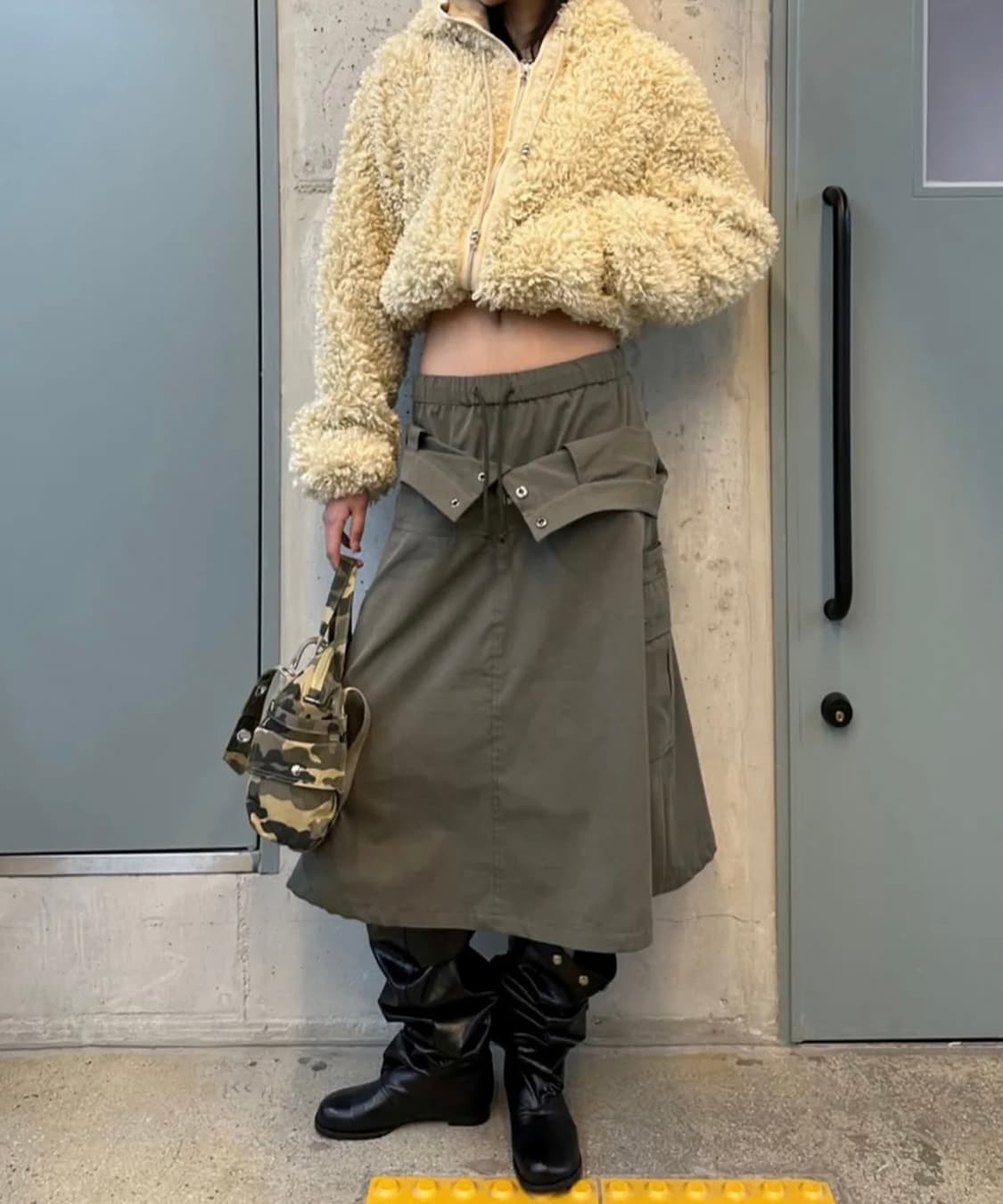 다이닛 더블레이어드 스커트 카키 상품이미지3