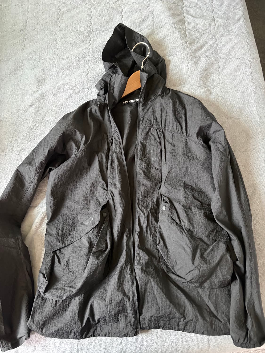 Hyein seo Hiero Windbreake 상품이미지3