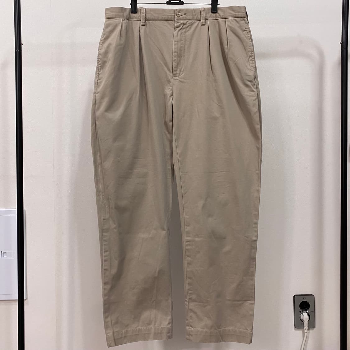 폴로 랄프로렌 포니 자수 투턱 치노 팬츠 상품이미지1