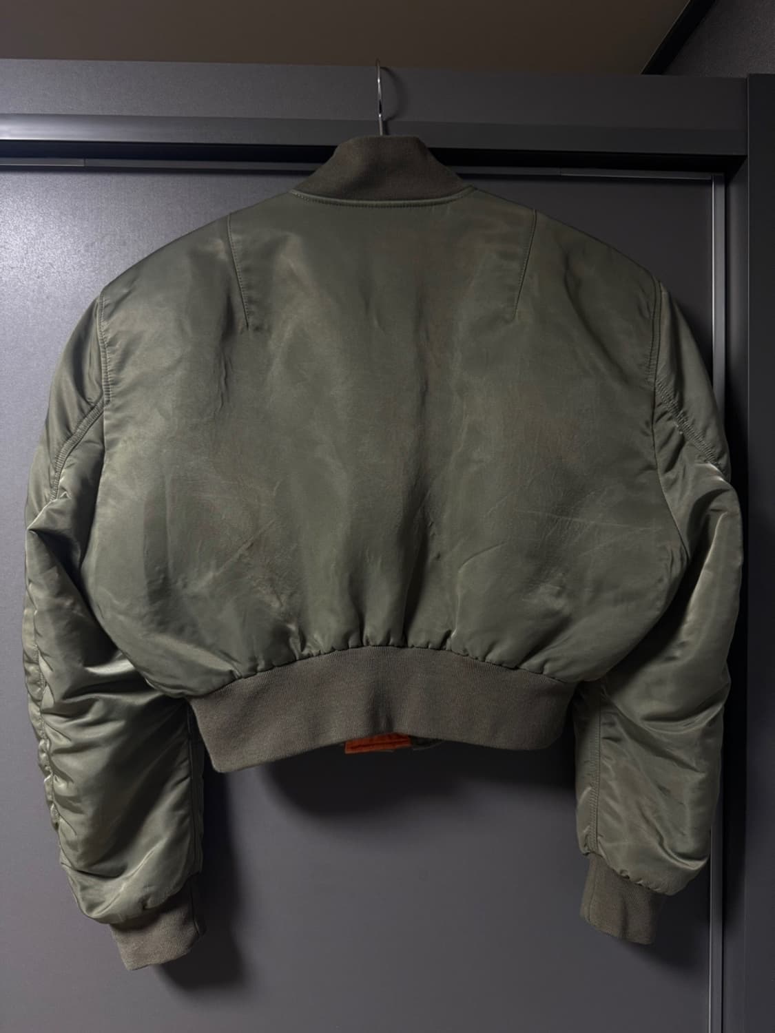 발렌시아가 17s/s 크롭 봄버 카키 (M) 상품이미지2