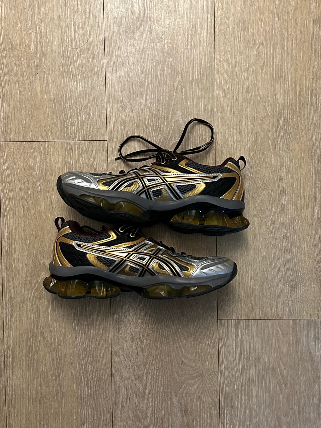 아식스 젤 퀀텀 카본 퓨어 골드 (270) 상품이미지3