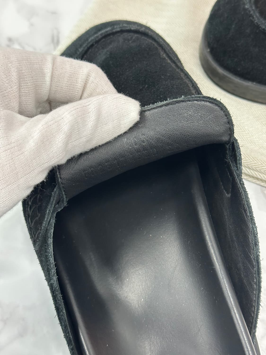 [풀구성] 에르메스 고 뮬 스웨이드 블랙 상품이미지8