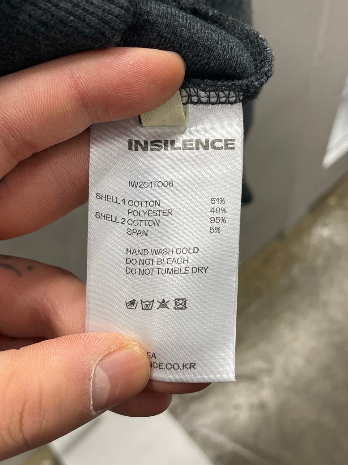 인사일런스 레이스업 스웨트셔츠 맨투맨 CHARCOAL (S) 상품이미지5