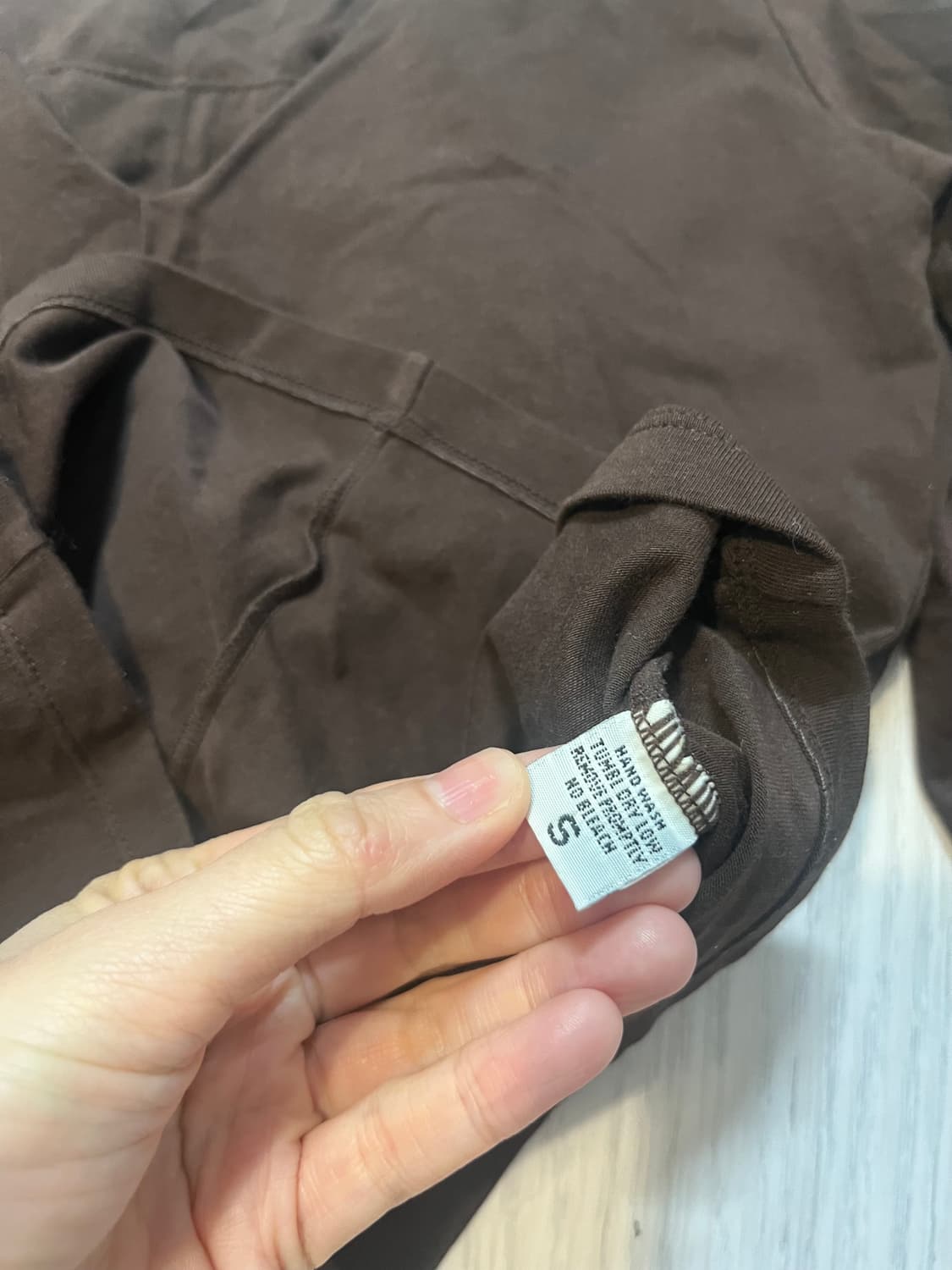 무브웜 소프트 슬림 탑 - 브라운 스몰 사이즈 상품이미지4