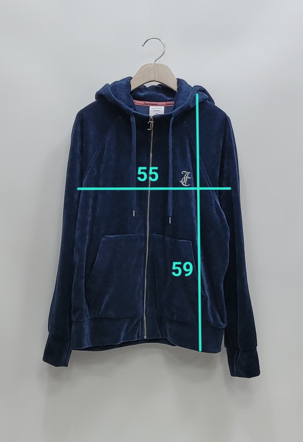 쥬시꾸띄르 23FW 큐빅 로고 벨벳 후드 집업 / 여 M 네이비
 상품이미지10