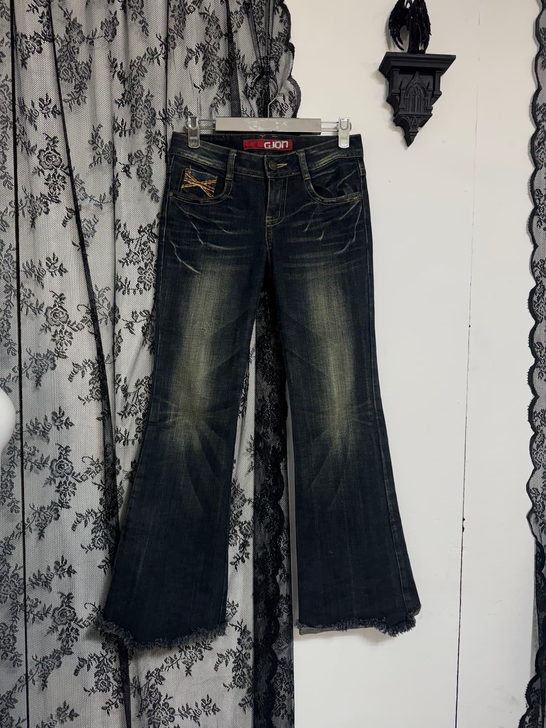 Embroidered Pocket Bootcut pants 상품이미지1