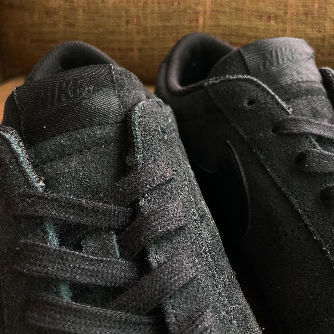 나이키 블레이저 로우 스웨이드 트리플블랙 상품이미지3