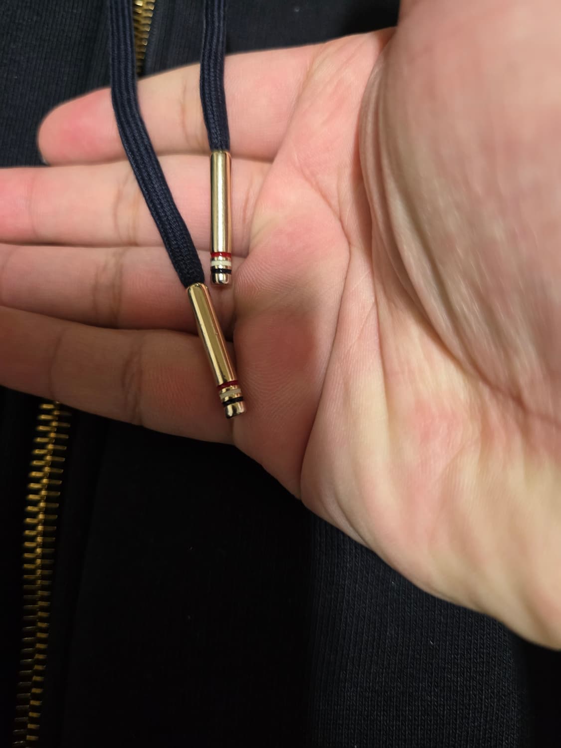 [4]톰브라운 백삼선 후드집업 상품이미지4