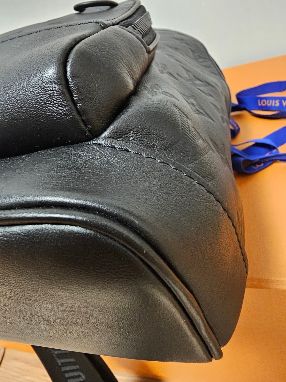 루이비통 쉐도우 올레더 모노그램 레이서 슬링백 크로스백 상품이미지8